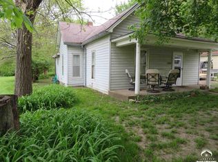 406 Herkimer St, Oskaloosa, KS 66066