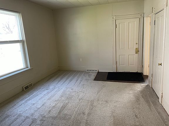 2nd image of 116 W Blanche St #1