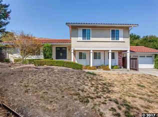 15 Tia Pl, Moraga, CA 94556