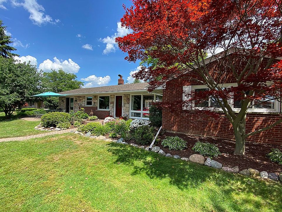 24195 W River Rd, Grosse Ile, MI 48138 Zillow