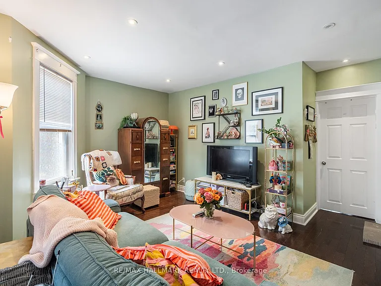 269 Danforth Ave #3 — Photo 11