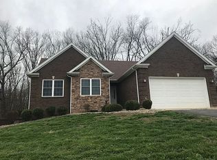 330 Shamrock Rd, Brandenburg, KY 40108