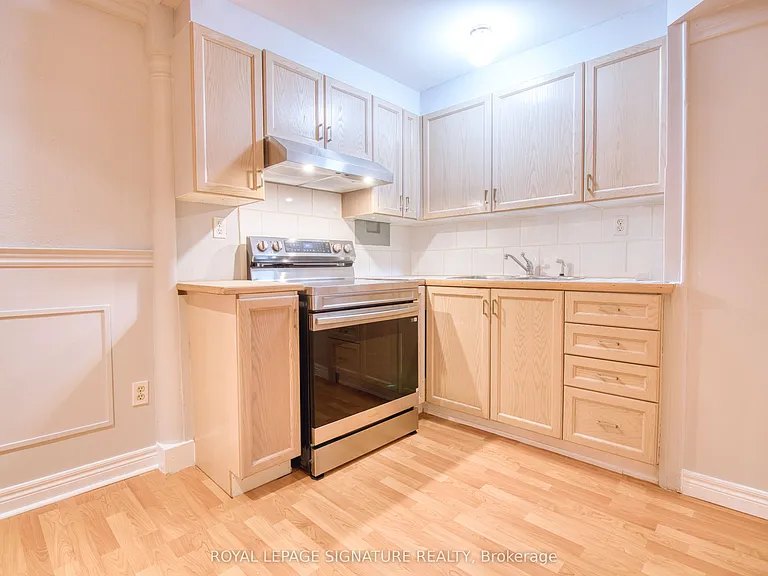 7299 Sandhurst Dr #BASEMENT — Photo 5