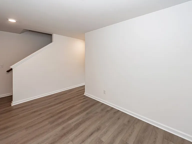 4633 Forest Hills Dr #1303 — Photo 6
