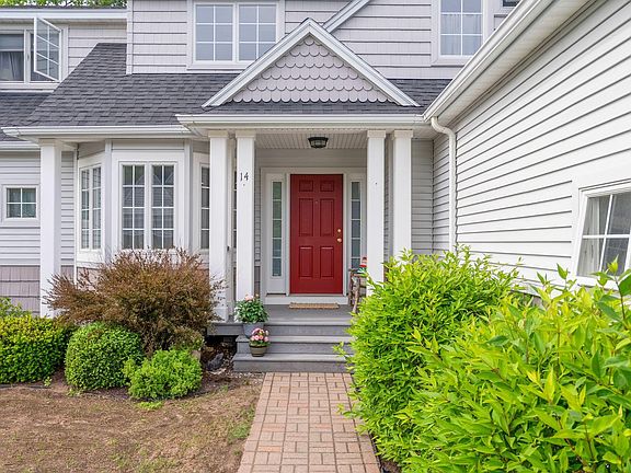 4th image of 14 Larkspur Lane #24