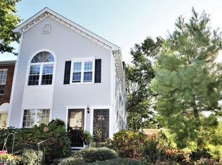 189 Gregory Ln, Franklin Park, NJ 08823