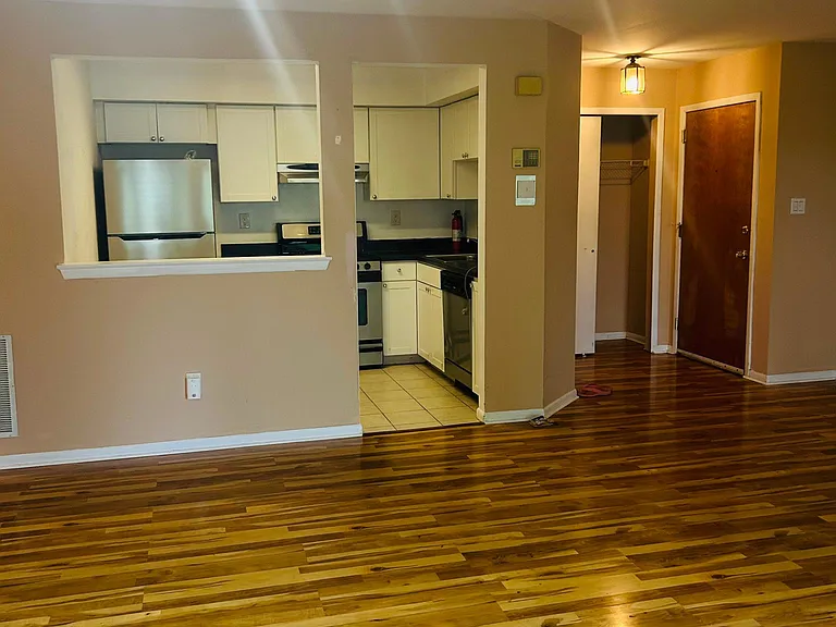 309 Trinity Ct #3 — Photo 30