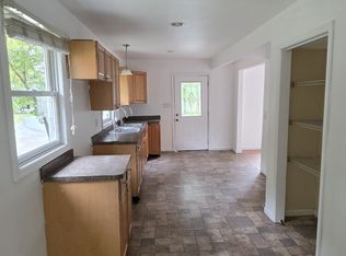 55 High St, Bloomingburg, NY 12721