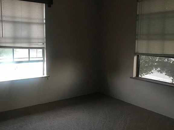 2nd image of 390 S Brazos St #2