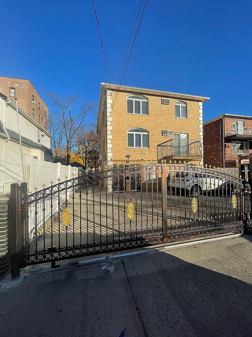 2163 East 17th Street — Photo 1
