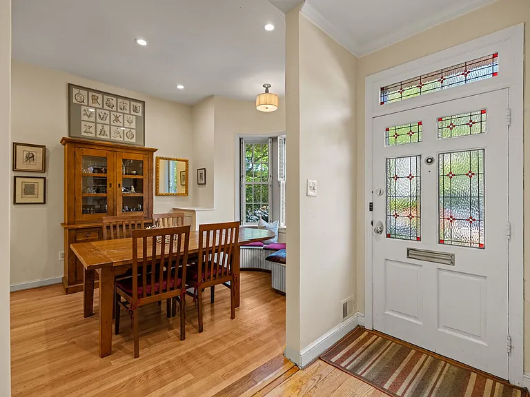 2426 I St NW — Photo 12