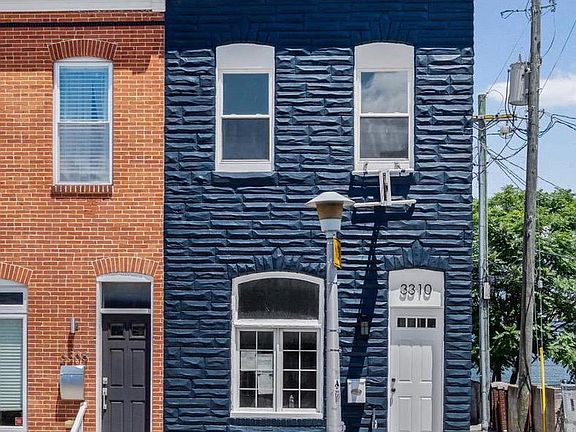 2nd image of 3310 E Lombard St