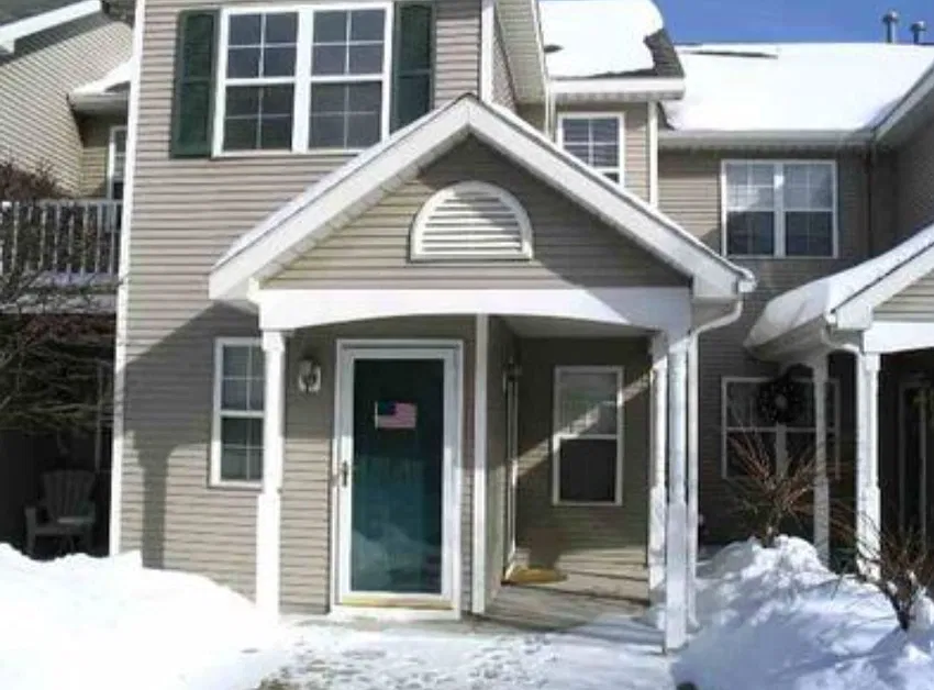 1 bed, 836 sqft, $1,650 — Photo 1