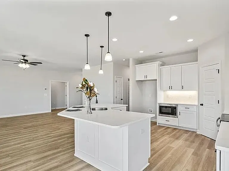 1405 Stoney Creek Church Rd — Photo 5