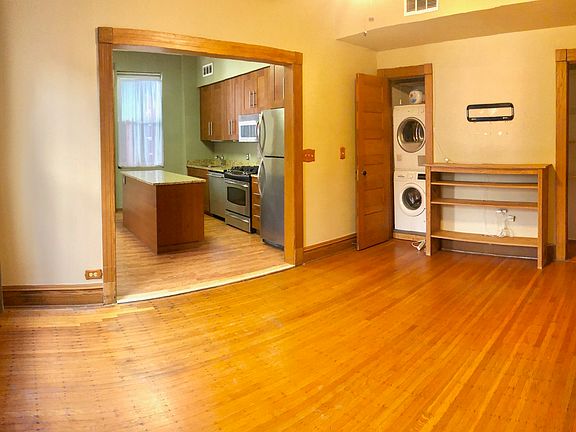 4th image of 505 W Fullerton Pkwy APT 2