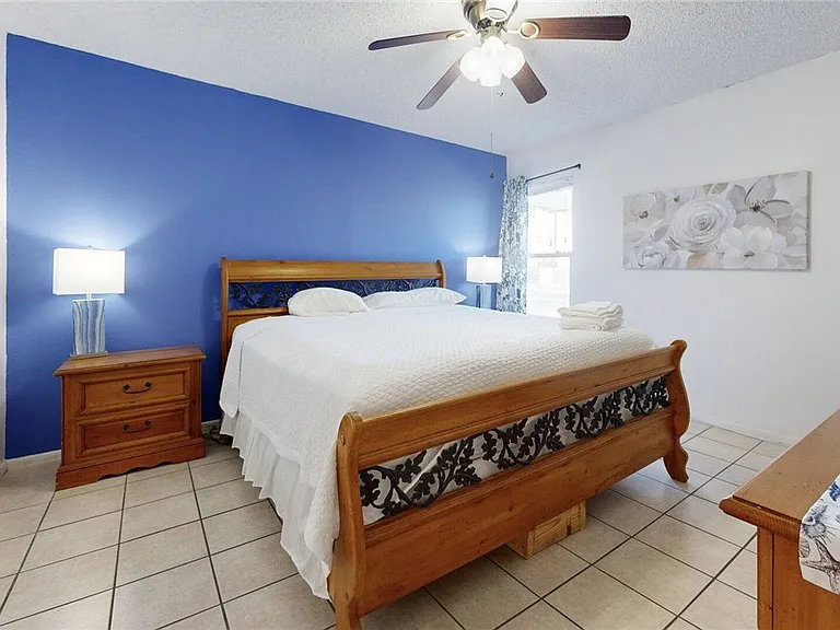 15005 Windward Dr #121 — Photo 16