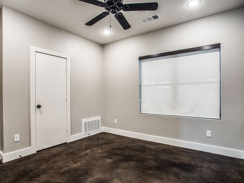 Walk to TCU from this off-campus home! 2 bedroom, 2 bathroom. Covered reserved off-street parking.