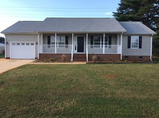 105 Woodfield Dr UNIT 17, Greer, SC 29651