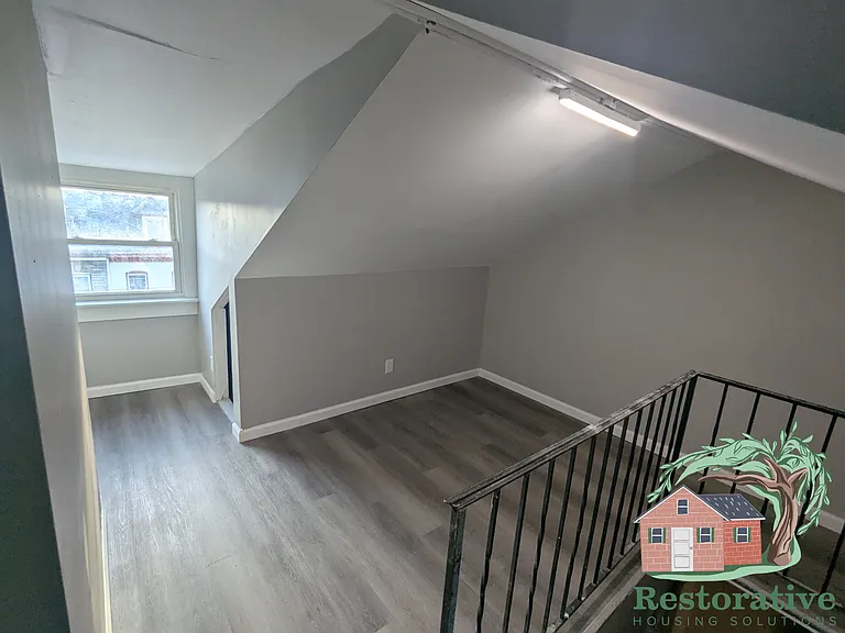 1321 Birch St — Photo 14