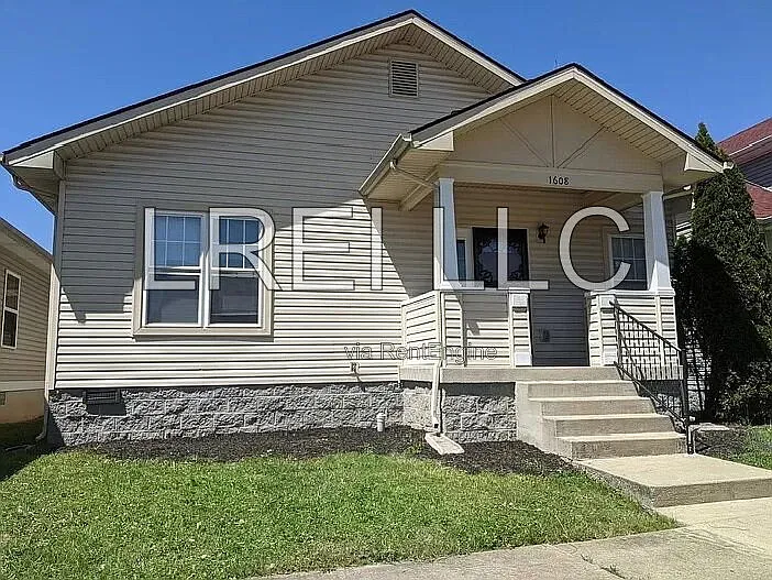 1608 Mae Street Kidd Ave