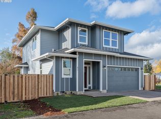 877 Archie Ln SE, Salem, OR 97317