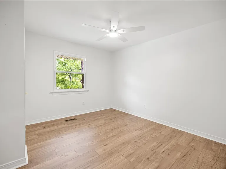 5530 Browntown Rd — Photo 28