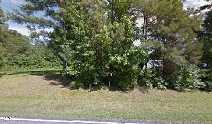 2nd image of 8024 Halifax Rd