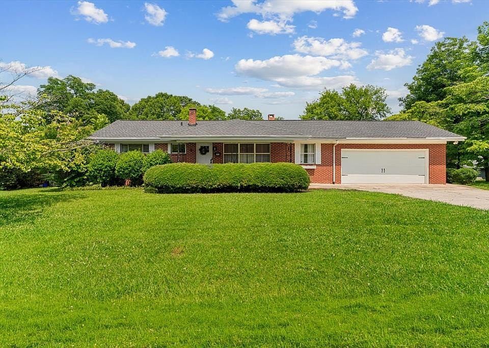1st image of 202 Westerly Dr