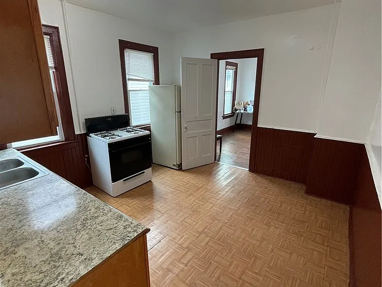 298 Winslow Ave #2 — Photo 11
