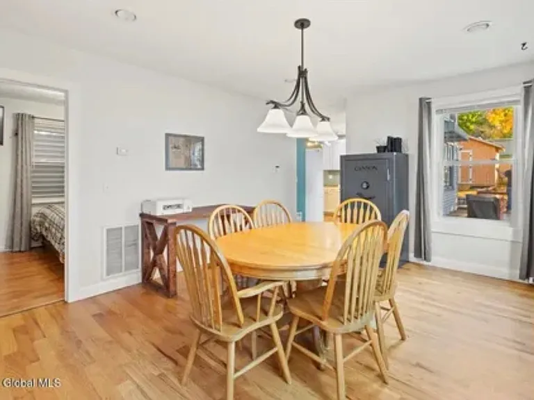 550 East St #1 — Photo 13