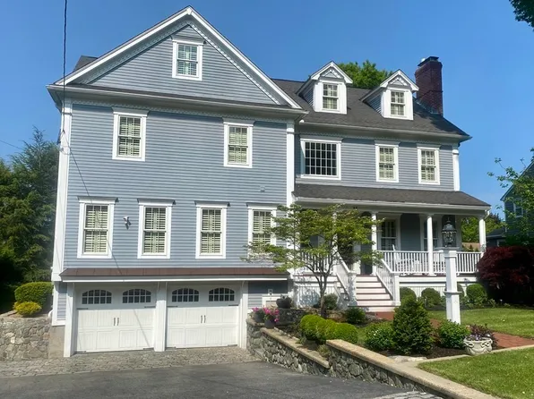 11 Wickham Rd, Winchester, MA 01890