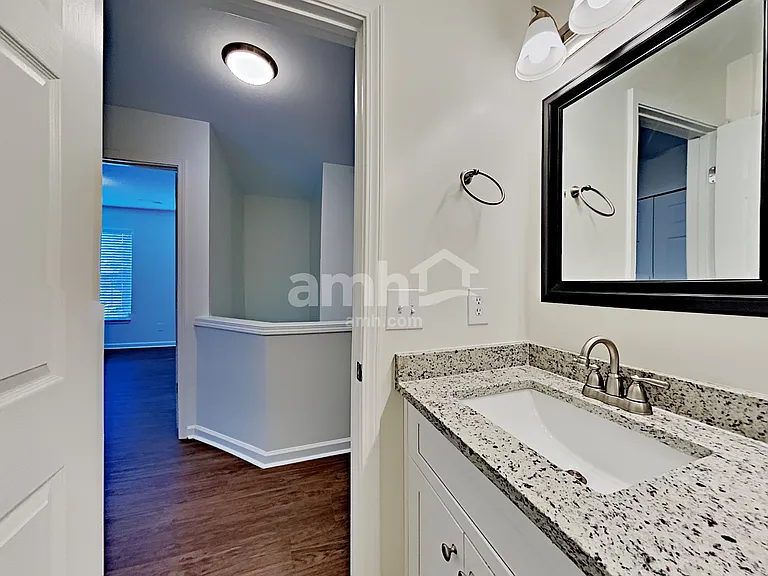 1703 Kendall Cove Ln — Photo 19