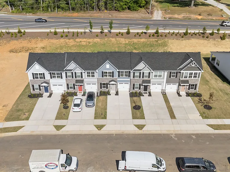 1309 Rollman Farm Rd — Photo 4