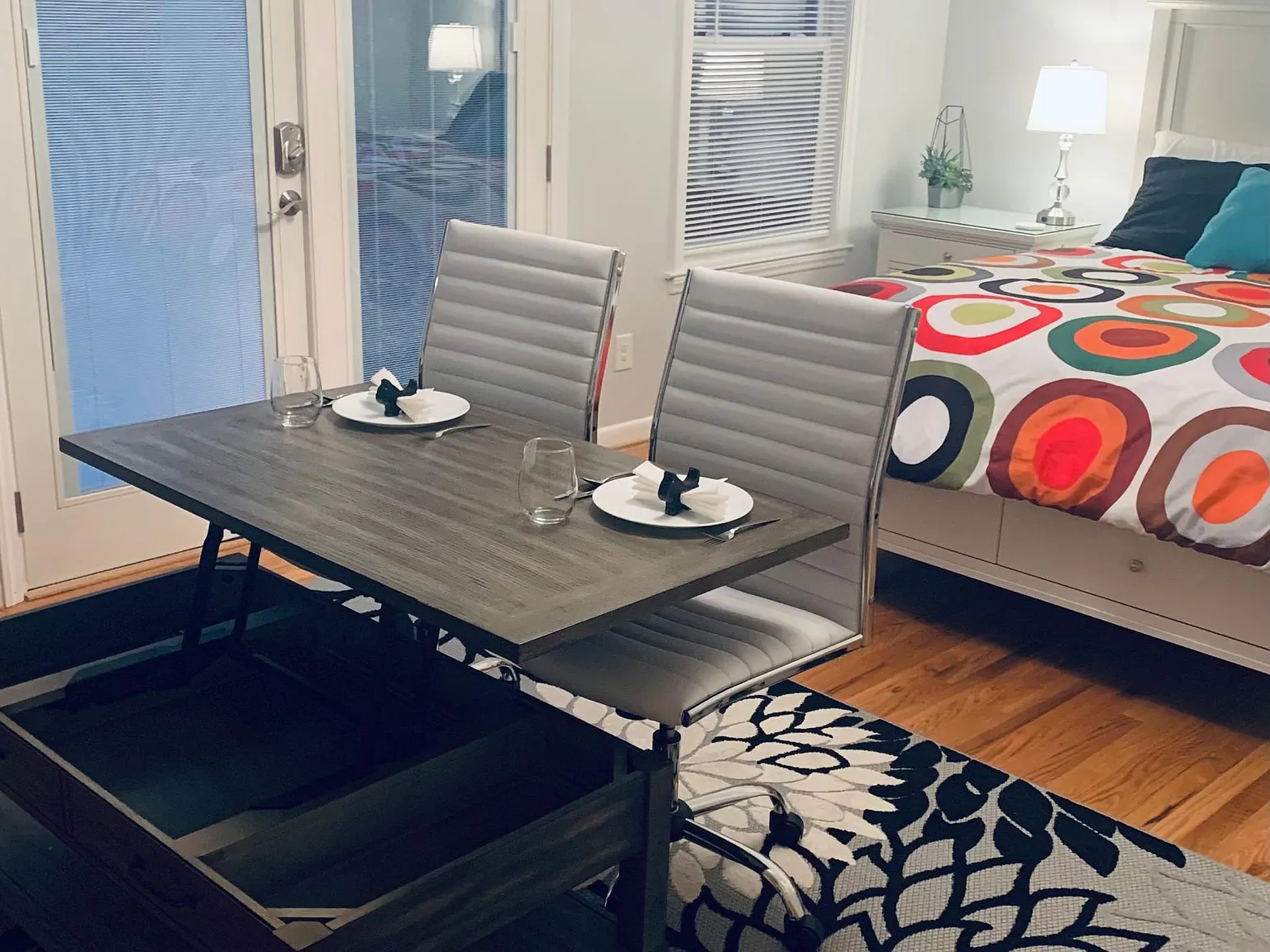 Studio, 400 sqft, $1,950 — Photo 4