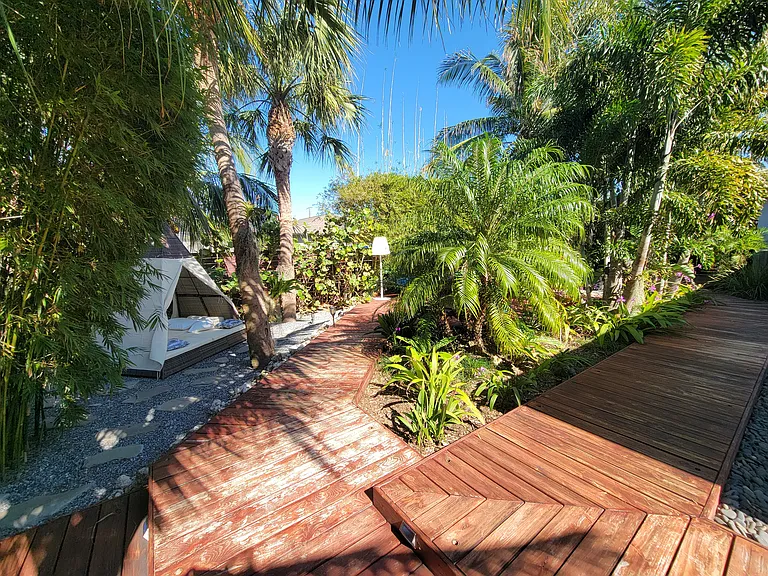 27180 Williams Rd — Photo 40