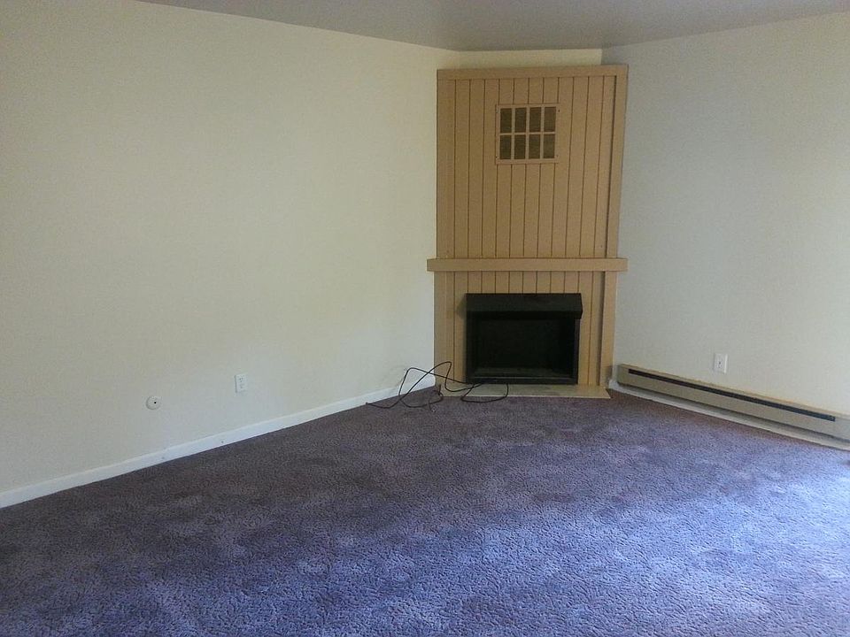 2nd image of 7625 Woodview St APT 2