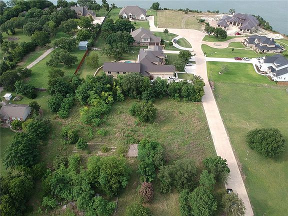 3rd image of 13330 Rocky Ln