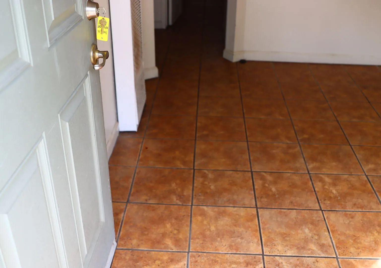 2 Bedroom Apartment House — Photo 4
