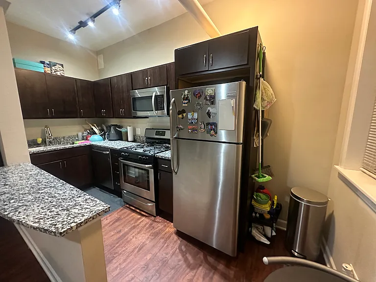 644 W Wrightwood — Photo 15