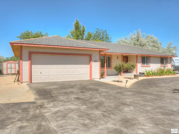 203 Scarlet Way, Fernley, NV 89408