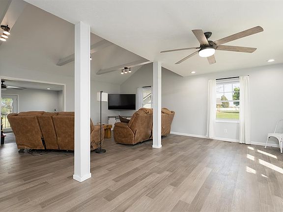 4th image of 5823 Kentucky Ave #351