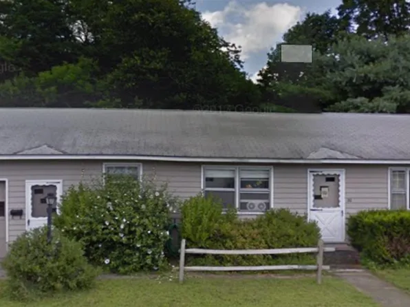 20 Elm Street, Windsor, VT 05089