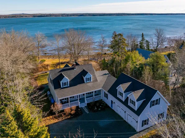 487 Paul Bunyan Road, Gouldsboro, ME 04607