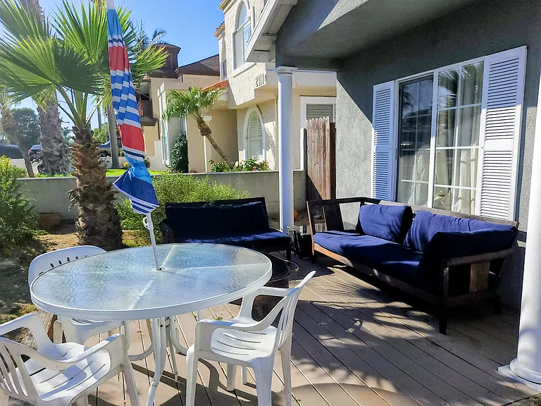2421 Ruhland Ave — Photo 12