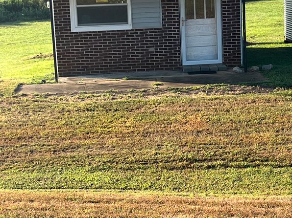 115 E Russell Lake Blvd