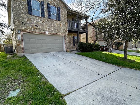 2nd image of 10422 Royal Estate