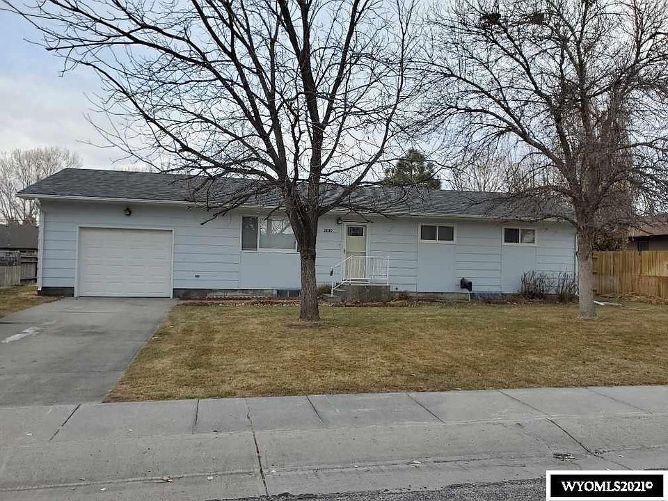 1st image of 2050 E H St