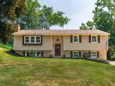 7250 Thatcher Ave NW, North Canton, OH, 44720