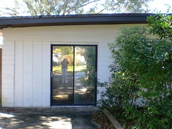 4th image of 1721 Montgomery Dr