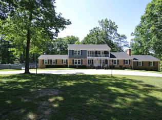 1415 Thornwood Dr, Spartanburg, SC 29302